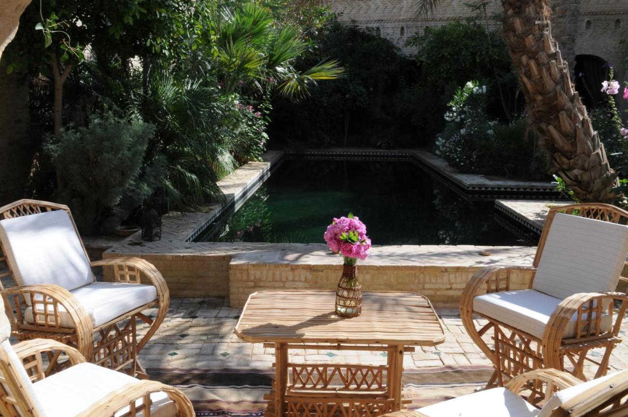 Dar Nejma Bed & Breakfast Tozeur Exterior photo